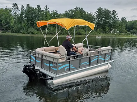 APM-14 Pontoon Boat