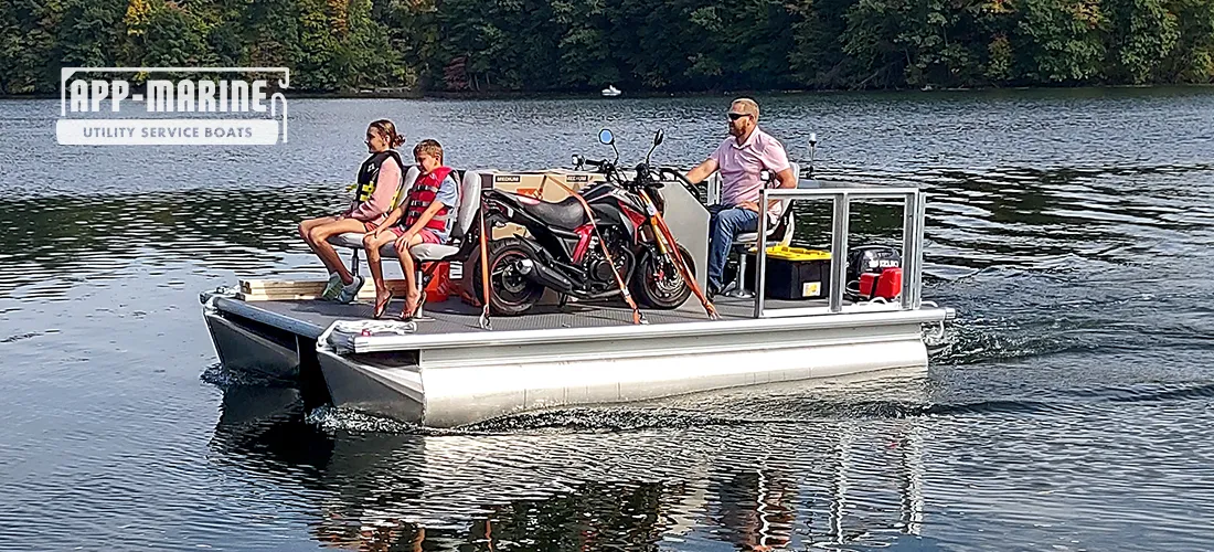 UTL-14™ Pontoon Boat